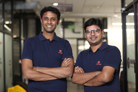 (Left) Pawan Gupta, CEO of Fashinza; Abhishek Sharma, COO (Photo: Business Wire)