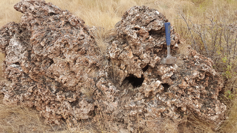 Austin Gold's Stockade project - hydrothermal/hot springs vent breccia (Photo: Business Wire)