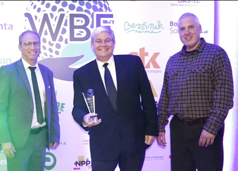 STK Bio-Ag Technologies received the Best Biochemical Product of the Year Award from the BioProtection Forum for STK's REGEV, the first-ever 'hybrid' fungicide. The event was held on May 23, 2022 in Birmingham, UK. Accepting the Award are STK CEO Arye Tenenbaum (C) and Shay Shaanan (L), VP R&D and Sales Development, with Dr. Mark Whittaker (R), CEO of APIS, UK, the Award sponsor. (Photo: Business Wire)