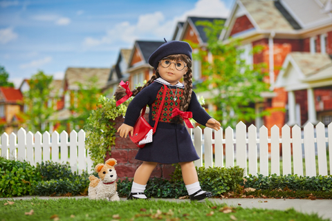 American Girl's popular 1940s-era character, Molly McIntire, makes her return to the brand's flagship historical line. (Photo: Business Wire)