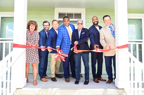 Left to Right: Kathy Laborde (GCHP); Austin Divino (R4 Capital); Pat Forbes (Louisiana Office of Community Development); Joshua Hollins (Louisiana Housing Corp.); Lockport Mayor Paul Champagne; Kelvin Luster (Home Bank) and Steven Matkovich (FHLB Dallas). (Photo: Business Wire)