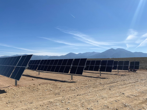 Taos Mesa Solar Array (Photo: Business Wire)