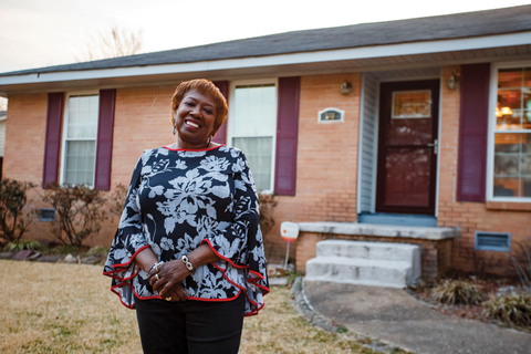 Angelia Shaw received a $10,000 HAVEN grant from Arvest Bank and FHLB Dallas to repair her North Little Rock, Arkansas, home. (Photo: Business Wire)