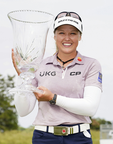 Skechers Elite Athlete Brooke Henderson wins ShopRite LPGA Classic—her 11th career pro tour victory. Photo Credit: Kyodo News via Getty Images