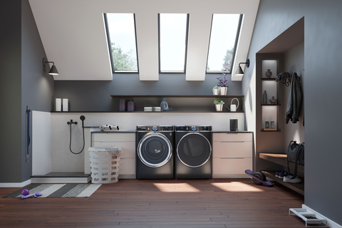 Industry-leading features on the Front Load 950 include adaptive Smart Dispense along with stain guide, AI-powered wash and dry and one-step wash and dry cycle. (Photo: GE Appliances, a Haier company)
