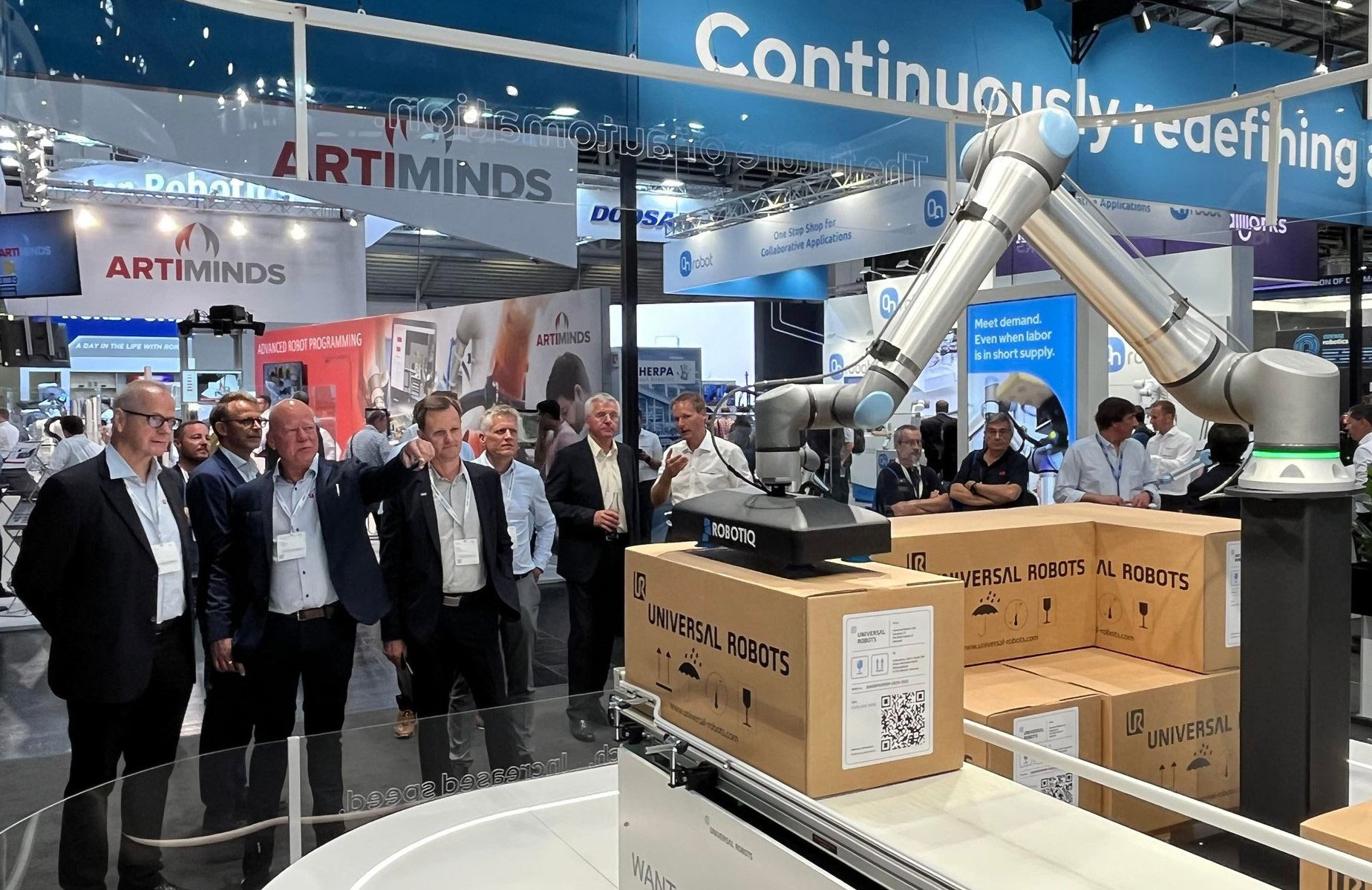 måske udbrud Helt tør Universal Robots Adds All-New 20kg Industrial Cobot to its Leading  Portfolio | Business Wire