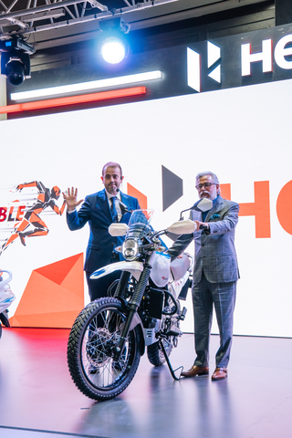 Dr. Pawan Munjal, Chairman and CEO, Hero MotoCorp introduced three new products – the Xpulse 200 4V motorcycle and Dash 110 & Dash 125 scooters in Turkiye today (Photo: Business Wire)
