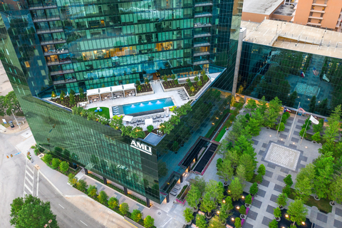 AMLI Fountain Place is certified at LEED Gold® and offers residents numerous green features inside and outside their apartment homes. (Photo: Business Wire)
