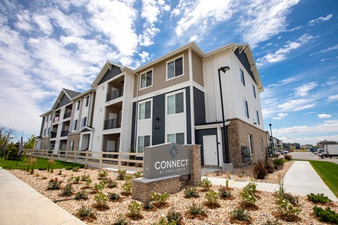 The 150-unit "Connect at First Creek" development in Denver, Colorado. (Photo: Business Wire)