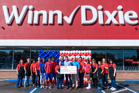 Winn-Dixie associates present check for $1,255,000 to Folds of Honor in support of its mission to provide educational scholarships to the children and spouses of America’s fallen and disabled service members. (Photo: Business Wire)