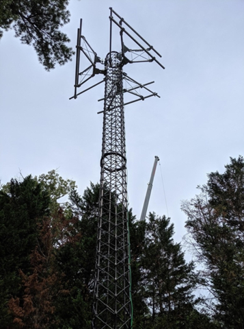 IsoTruss carbon fiber cell tower (Photo: Business Wire)