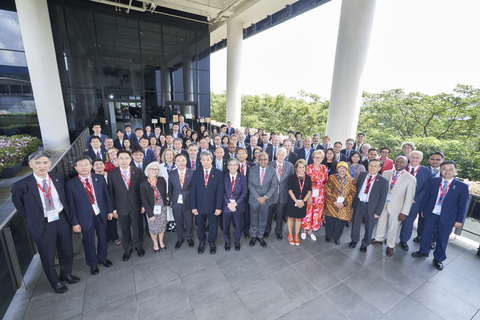 More than 100 presidents, university delegates, higher education leaders, and guests from around the world gathered at the 26th APRU Annual Presidents’ Meeting hosted by Nanyang Technological University Singapore, which kicked off on 6 July 2022. Themed “Reconnecting in a Sustainable World”, this APM is the first in-person meeting of APRU since 2019. In the 3-day meeting, speakers and panelists addressed critical sustainability and climate change issues, how to prevent the next pandemic, and the urgent need to collaborate in a post-COVID-19 world. More: www.apru.org