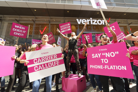 Rock Icon Dee Snider Leads Raucous Protest Against AT&T and Verizon in Times Square. Eighties metal band frontman urges crowd to join in to sing (and shout) “We’re Not Gonna Take It” in response to the Carriers’ recent price hikes (Photo: Business Wire)