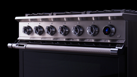 original Hestan is proud to announce breakthrough Smart Gas Technology in the new Smart Gas Dual Fuel Range for residential indoor kitchens. (Photo: Business Wire)