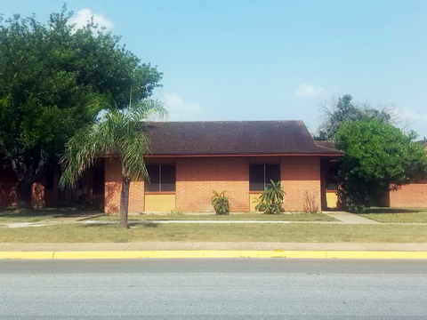 original The current Weslaco Village Apartments in Weslaco, Texas, a portion seen here, is more than 40 years old. It will receive a major upgrade, including new siding, paving, a playground and new interior finishes thanks, in part, to a $750,000 AHP subsidy from Wells Fargo and FHLB Dallas. (Photo: Business Wire)