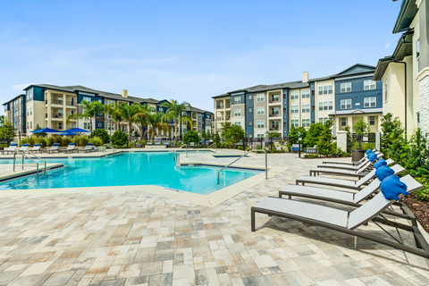Dolce Living Royal Palm, a 326-unit multifamily community near Orlando, FL (Photo: Business Wire)