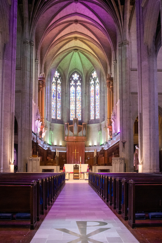 Today, Grace Cathedral announced that it is adding two new tours for visitors in August. In addition, Grace has added three languages for its self-guided tour, Spanish, Chinese, and Korean, so that visitors from around the world can more easily appreciate the impressive history, architecture, and artifacts of the cathedral. (Photo: Business Wire)