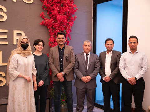 From L to R: Madam Baheya, Farha Khan (EIR - Beauty, Urban Company), Abhiraj Singh Bhal (CEO & Co-founder Urban Company), Dr. Saif Abdulhamid (General Manager, Baheya), Nitesh Agarwal (Region Head, Middle East, Urban Company), Shubhankar Bivalkar (Country Head, KSA, Urban Company) (Photo: Business Wire)