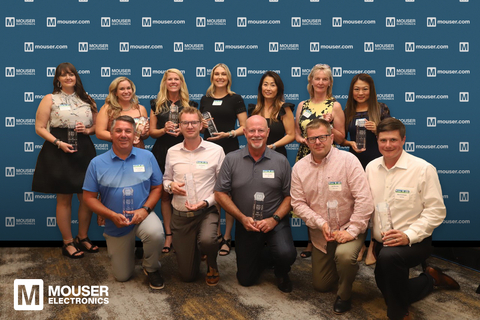 Winners of Mouser's 2022 Best-in-Class Awards gather at the distributor's annual golf tournament and awards ceremony. (Photo: Business Wire)