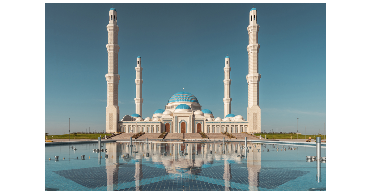 A Candidate For Guinness World Records, Nur Sultan Grand Mosque is Open