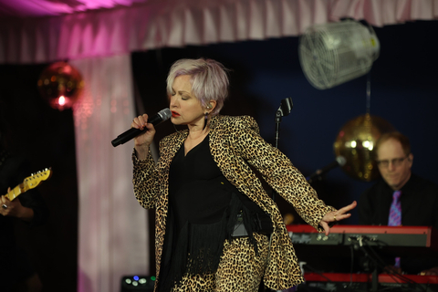 Grammy, Emmy and Tony Award-winning songwriter and performing artist Cyndi Lauper performed at Northwell Health’s Summer Hamptons Evening. Credit Northwell Health.