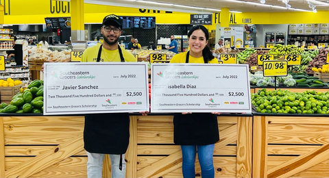 Southeastern Grocers presented $70,000 in college scholarships to 28 associates to help fund their future education, including $2,500 to Fresco y Más associates Javier Sanchez and Isabella Diaz. (Photo: Business Wire)