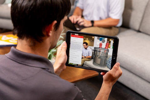 College students now have access to the very same immersive eBooks and augmented reality mobile apps that utilities like MidAmerican Energy use to train apprentices on how to become a power line mechanic. (Photo: Business Wire)