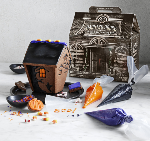 Williams Sonoma Haunted Gingerbread House Kit (Photo: Williams Sonoma)