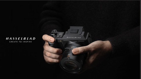 Hasselblad X2D 100C mirrorless medium format camera (Photo: Business Wire)