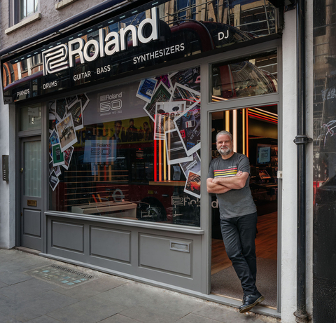 In a continued effort to deepen relationships with musicians, Roland continues to engage with and support musicians through elevated retail experiences (Photo: Business Wire)