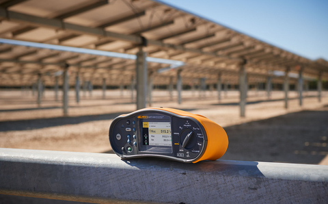 The SMFT-1000 offers up-to-date hardware measurement capabilities with Fluke TruTest® Solar Software integration, simplifying data collection and reporting with a single tool. (Photo: Business Wire)