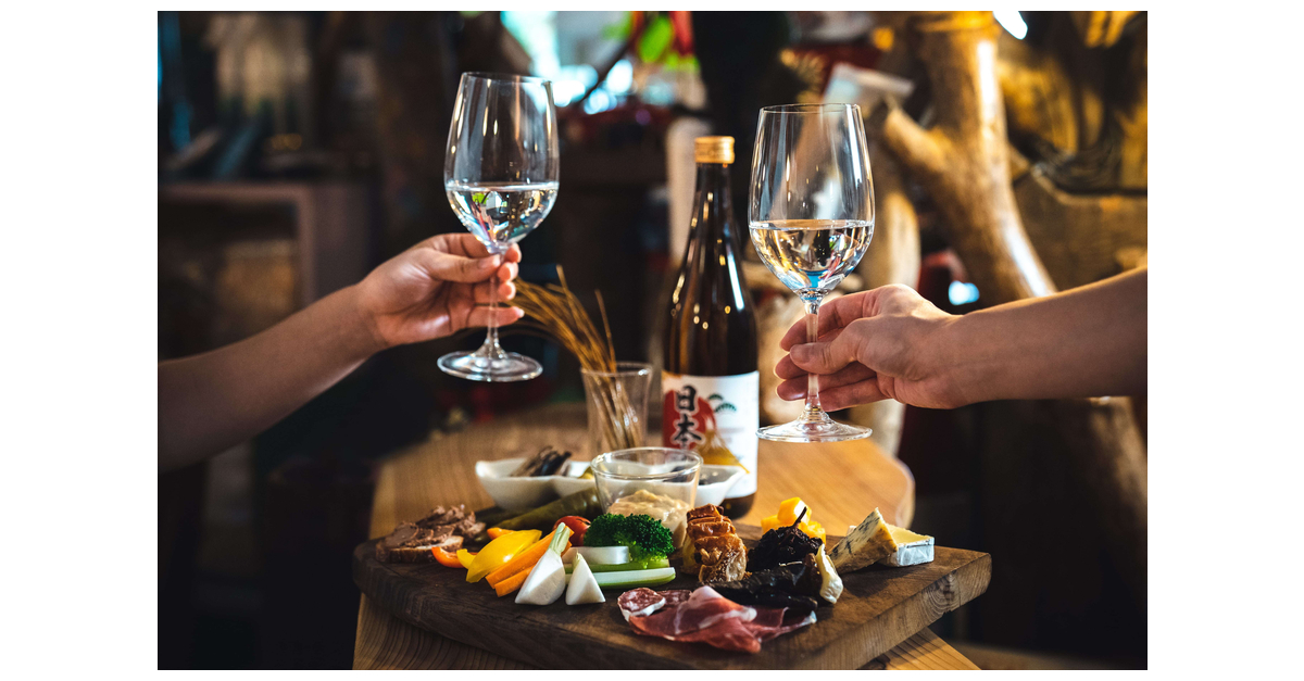 ¡Llamado a todos los aficionados al sake! El 1 de octubre es el “Día