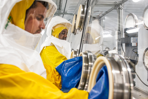 Workers at the Savannah River Site’s K Area Complex nuclear material management facility, an integral part of the Department of Energy’s nonproliferation and environmental cleanup mission. (Photo: Business Wire)