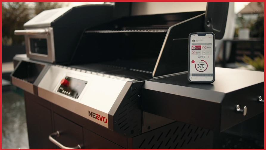 Connect Neevo™ to the Nexgrill app via NEX-fi™ enabled technology to monitor and maintain cooking with precision control from a smartphone