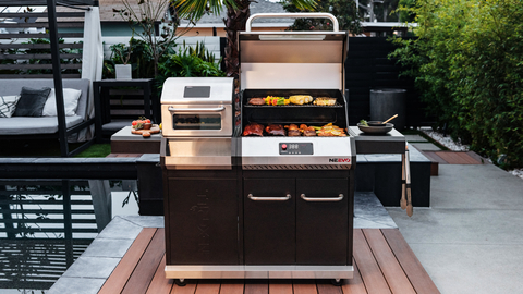 The new Neevo™ Smart Grills from Nexgrill feature a massive 455.8 square inches of primary cooking space, two cooking zones with a combined 44,000 Btu, and a built-in air fryer on the 720 Plus model. (Photo: Business Wire)