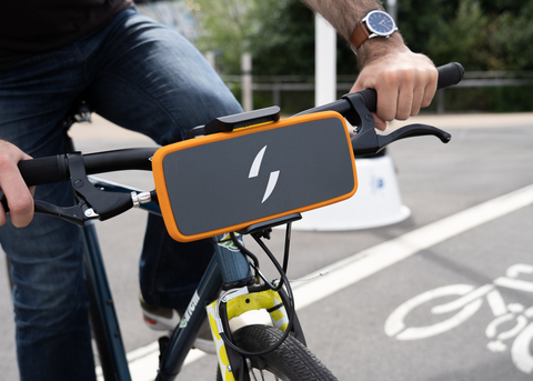 Swytch's new eBike conversion kit with a pocket-sized battery (Graphic: Business Wire)