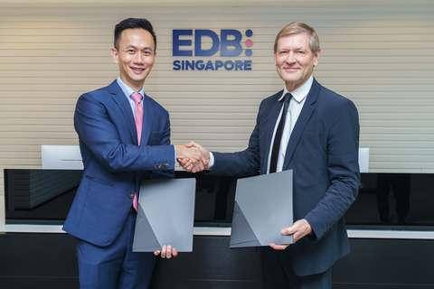 Mr. Tan Kong Hwee, Executive Vice President of the Singapore Economic Development Board (EDB) and Flemming Ørnskov, M. D., MPH, Chief Executive Officer of Galderma (Photo: Galderma)