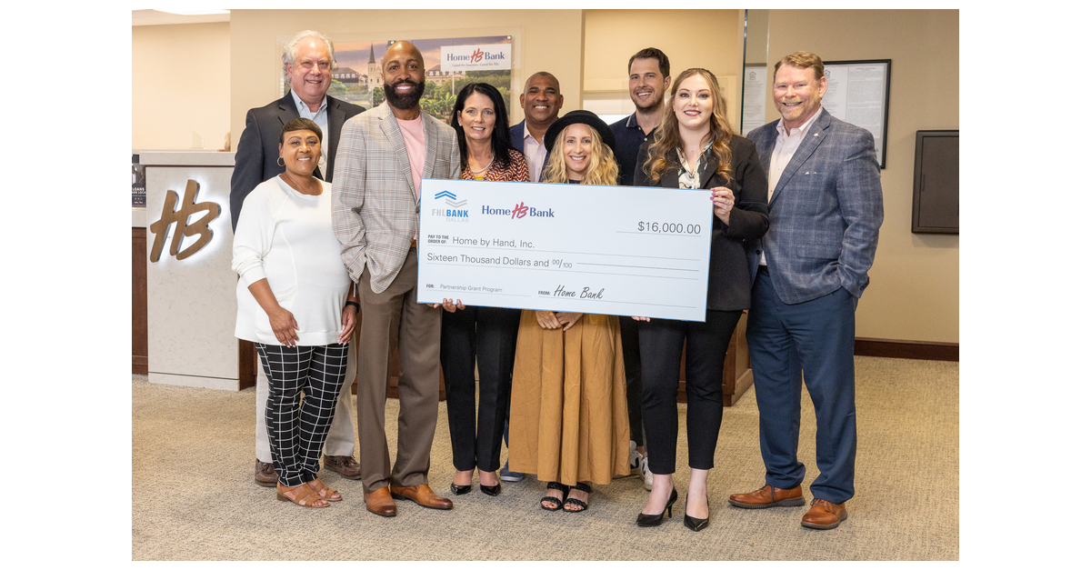 Home Bank and FHLB Dallas Award 16K to Housing Redevelopment
