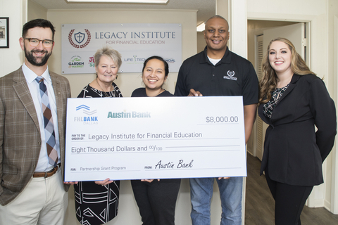 Representatives from Austin Bank, Texas N.A. and the Federal Home Loan Bank of Dallas awarded $8,000 to Lufkin nonprofit, Legacy Institute for Financial Education. (Photo: Business Wire)