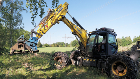 Visimind's E Cutter, a pruning machine that provides the operator efficient, precise, real-time control under power lines, using Velodyne Lidar's Ultra Puck sensor. Photo credit: Visimind Group