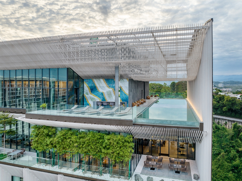 Hyatt Centric Kota Kinabalu pool (Photo: Business Wire)