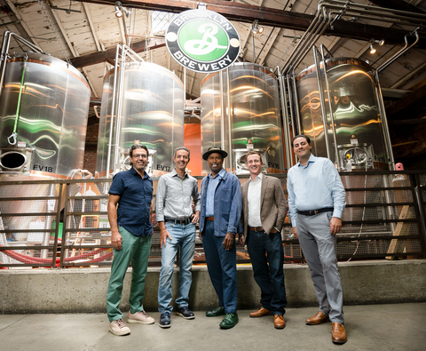 From left to right: Robin Ottaway-President of Brooklyn Brewery, Eric Ottaway-CEO of Brooklyn Brewery, Garrett Oliver-Brooklyn Brewery Brewmaster, Nathaniel Mallon-Managing Partner of Verada, Brendan Thrapp-Managing Partner of Verada (Photo: Business Wire)