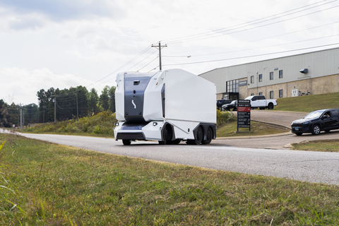 Einride's autonomous electric vehicle driving on a U.S. public road. (Photo: Business Wire)