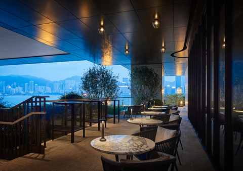 DarkSide cocktail bar at Rosewood Hong Kong is home to a serene terrace boasting views of the epic Hong Kong Island skyline. (Photo: Business Wire)
