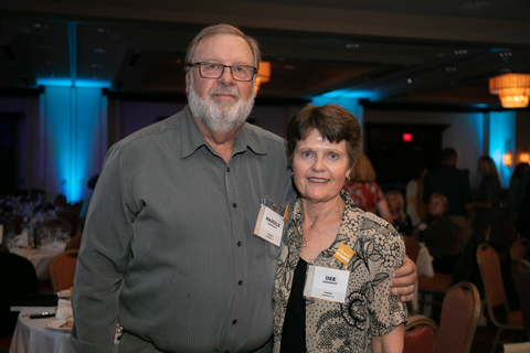 original Niman Ranch has recognized the Sandquist family of Iowa as their 2022 Farm of the Year. This accolade honors the Sandquists for their dedication to farmer mentorship, humane animal care and helping beginning farmers get started. Harold and Dee Sandquist have been partnering with Niman Ranch since 2016, raising pigs humanely and sustainably on their family farm in Fairfield, IA. (Photo: Business Wire)