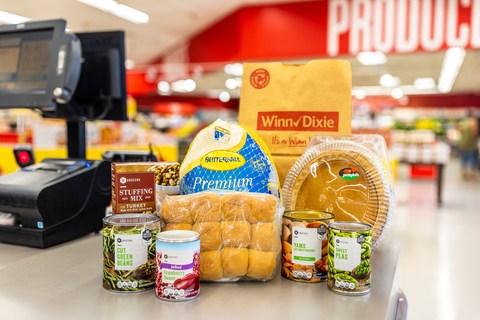 Winn-Dixie stores are offering a Thanks-Winning holiday meal for under $30 complete with a 12-pound or less frozen Butterball Turkey and SE Grocers sides, including Turkey Stuffing Mix, Yams Cut Sweet Potatoes, Canned Sweet Peas, Jellied Cranberry Sauce and Canned Green Beans, as well as a 12-pack of Dinner Rolls and an 8-inch Pumpkin Pie from the bakery. (Photo: Business Wire)