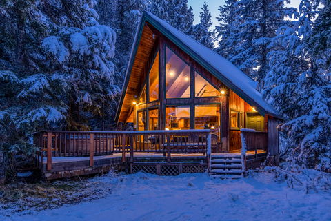A vacation rental in Girdwood, Alaska, which ranked on Vacasa's Best Places to Buy a Winter Vacation Home. (Photo: Business Wire)