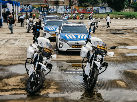 Nearly 300 new Zero Motorcycles have been delivered to Indonesia in preparation for the Summit this month. (Photo: Business Wire)