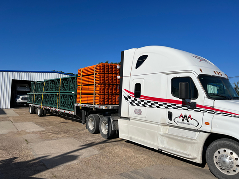 original One of many truckloads of steel pallet rack, providing more than a million pounds of inventory ready for U.S. Pallet Racks’ customers (Photo: Business Wire)