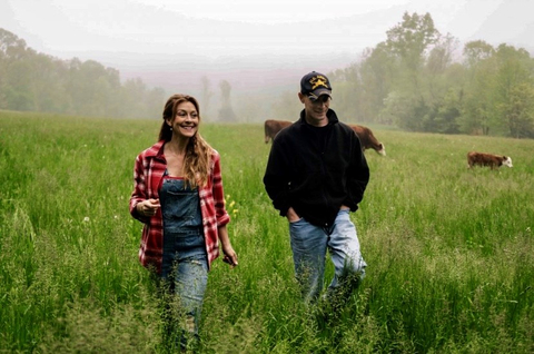 Aimee Morris is a veteran who transitioned her family’s 60-year-old Pennsylvania farm into a nonprofit to help veterans overcome the trauma of combat through farming activities. Photo Credits: American Farmland Trust